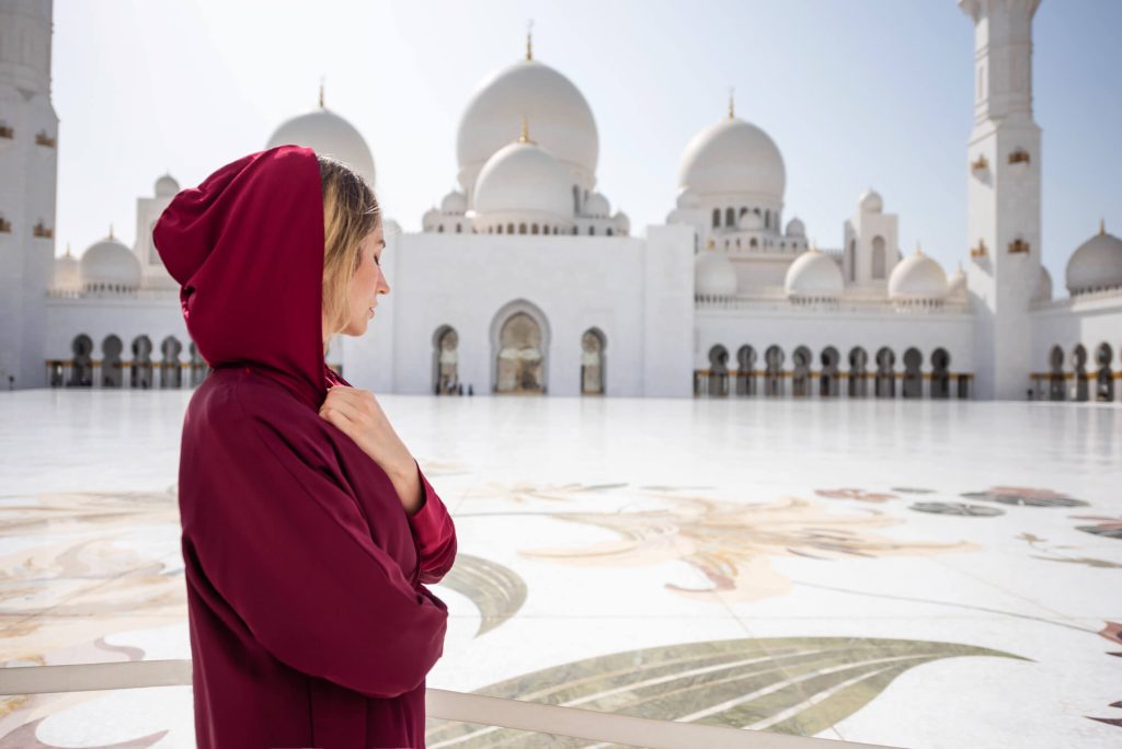 What to Wear to Sheikh Zayed Grand Mosque Abu Dhabi Dress code advice