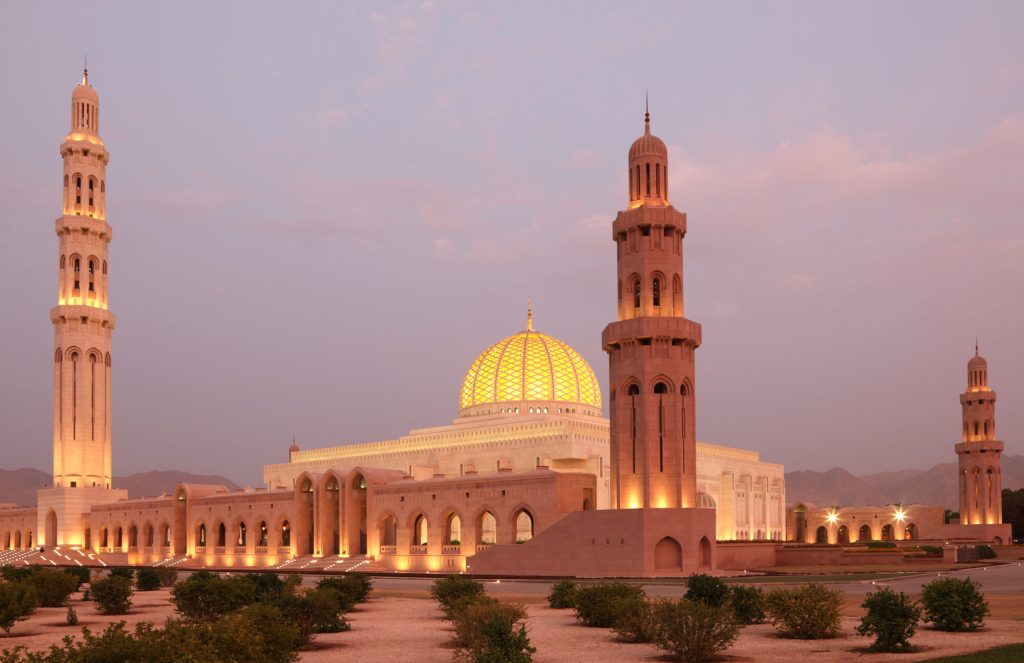 What to Wear at Sultan Qaboos Grand Mosque in Oman