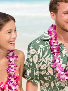 Couple on beach - what to wear to a luau in Hawaii