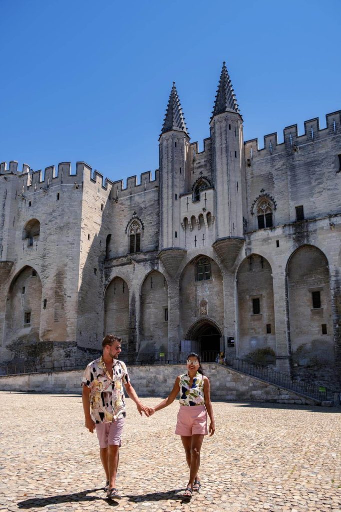 Couple in Avignon