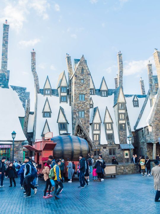 What to wear to a theme park in Winter